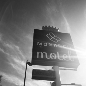 Отель Monarch Motel  Москоу